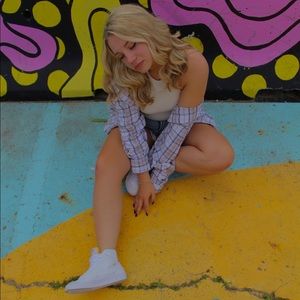 Meet your Posher, Ellyott